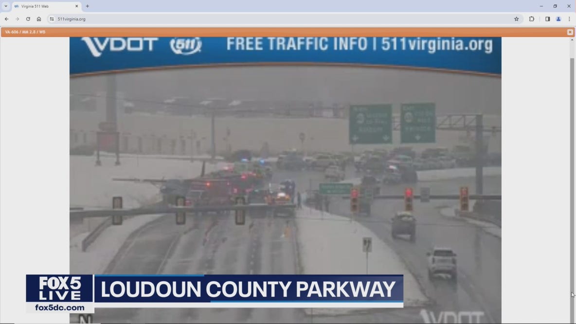Plane emergency lands on Loudoun County Parkway